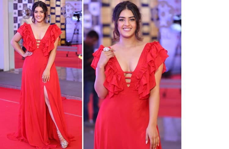 Kavya Thapar at Gaana Mirchi Music Awards 2018