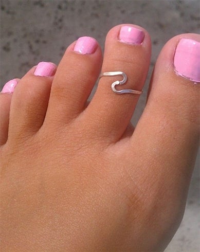 Wave Designed Toe Rings