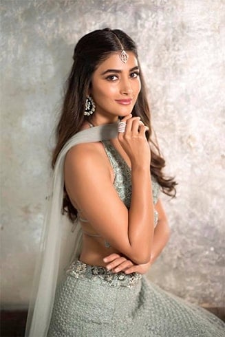 Pooja Hegde Height and Weight