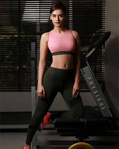 Manushi Chhillar Fitness