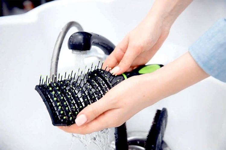 How To Clean A Hairbrush