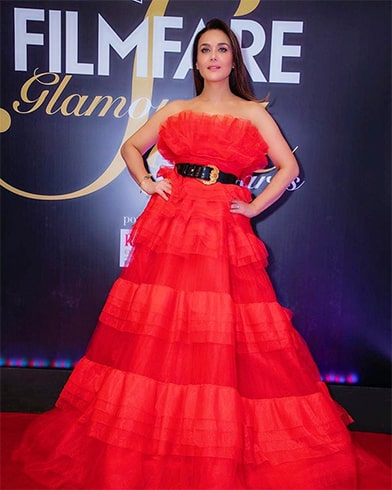Preity Zinta Filmfare Glamour And Style Awards