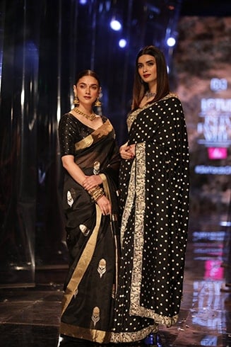 Grand Finale of LMIFWAW19