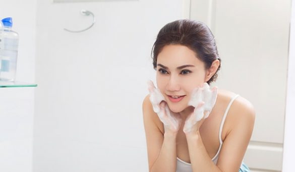 Face Wash For Pimples And Dark Spots In India