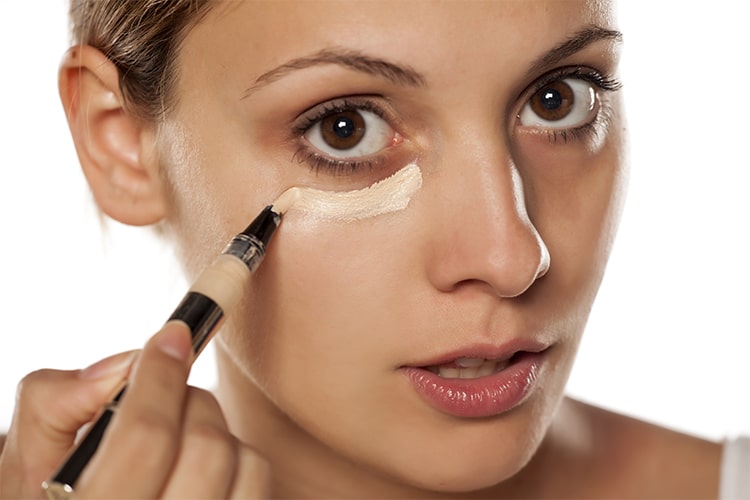 Best Concealers For Dark Circles