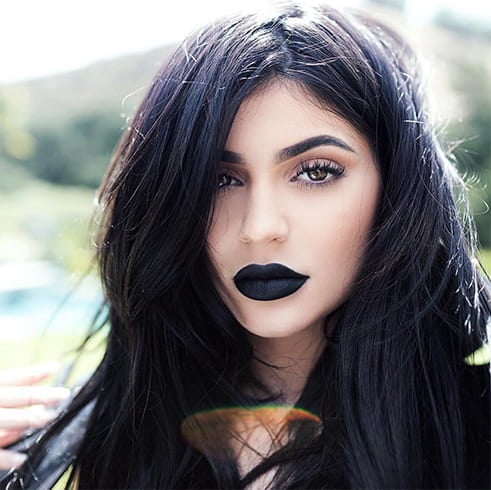 How To Wear Black Lipstick