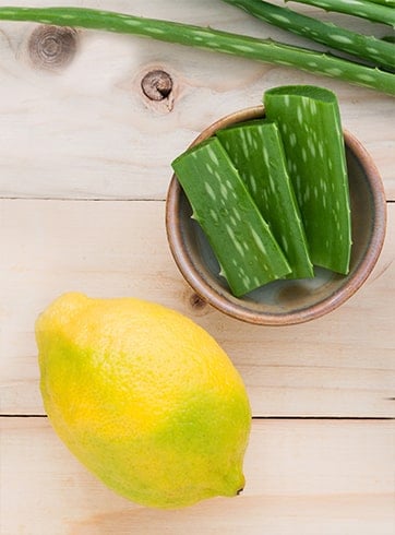 Lemon Juice And Aloe Vera Mixture