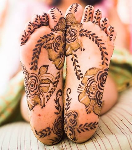 Mehndi Designs For Feet