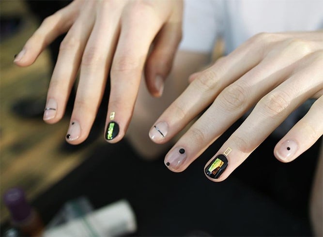 3. Korean Nail Trends: Black Nails - wide 11