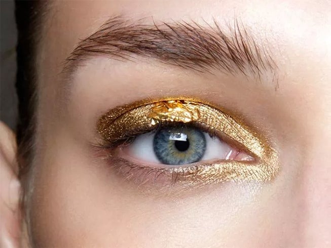 Goldenes Augen-Make-up
