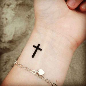 Simple Cross symbol tattoo Cute tattoo trending tattoo henna cross  simple design love  YouTube