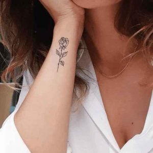 Rose Tattoos On Wrist