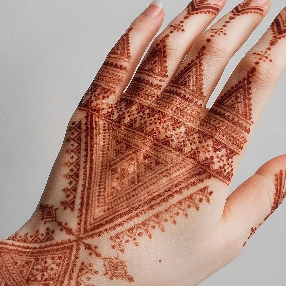Modern geometric mehndi design